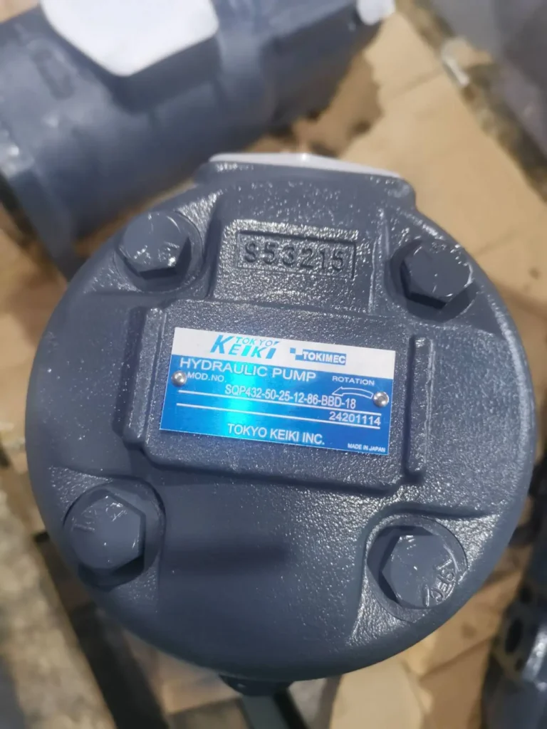SQP Series SQP431-60-30-5-86-DDB-18 Triple Hydraulic Vane Pump
